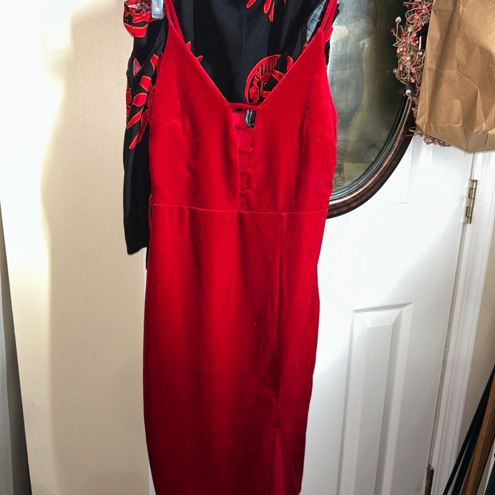 Red Velvet Women's Dress